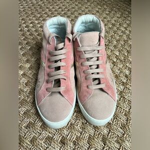 Freshly picked women’s suede sneakers